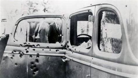 Bonnie And Clyde's Death — And The Grisly Photos From The Scene