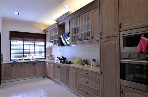 #nyatohkitchen #solidwood #cabinet #woodstain #rawwood #goldencarpentry #malaysia Raw Wood ...