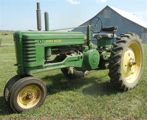 1950 John Deere B tractor in Barnes , KS | Item D4363 sold | Purple Wave