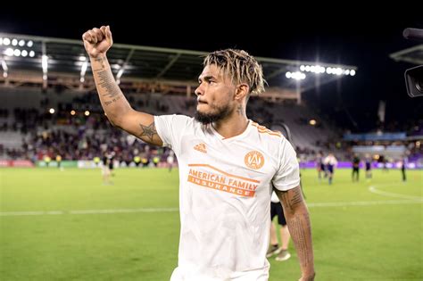 Josef Martinez breaks MLS single-season goal record / Twitter