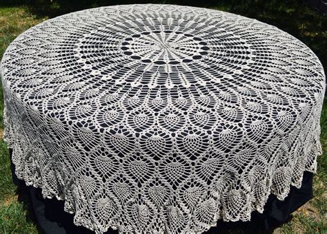 Round Crochet Tablecloth, Vintage Style Crochet Pineapple Tablecloth, Thread Crochet Tableclo ...