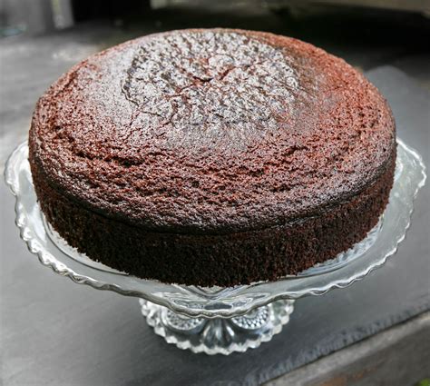 The Hungry Hounds— Blackstrap Molasses & Fresh Ginger Cake | Molasses ...