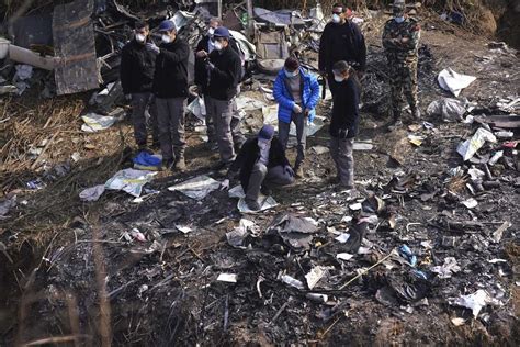 Relatives protest slow autopsy of Nepal plane crash victims - MarketBeat