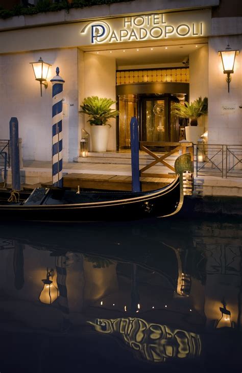 Hotel Papadopoli Venezia MGallery by Sofitel | Classic Vacations