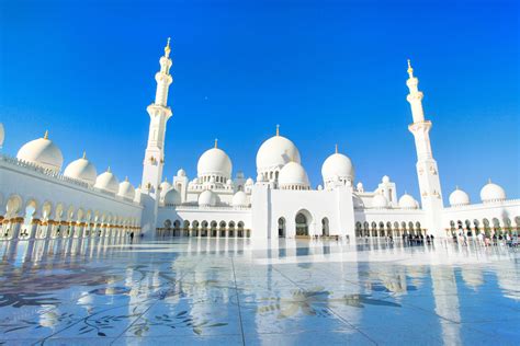 Sheikh Zayed Mosque - Ngayu