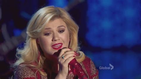 Kelly clarkson christmas songs information | tcupbiznes