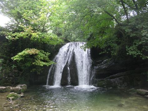 13 Of The Best Yorkshire Dales Waterfalls To Visit