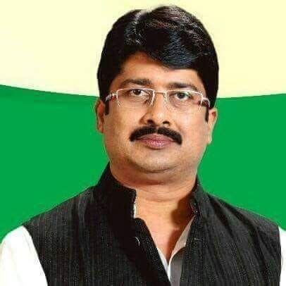 Raghuraj Pratap Singh (Raja Bhaiya) Biography, Age, Caste, Family, Wife ...