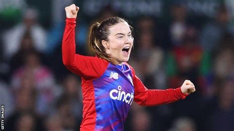 Ladies's Ashes: England spinner Mady Villiers on her vegan way of life | Cayman News and Press ...