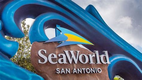 SeaWorld logo (1996–) - Fonts In Use