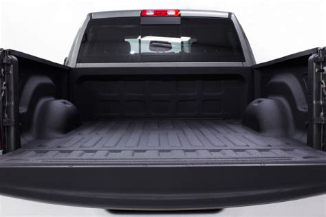 5 Reasons Your Truck Needs A Box Liner - Superior Autobody