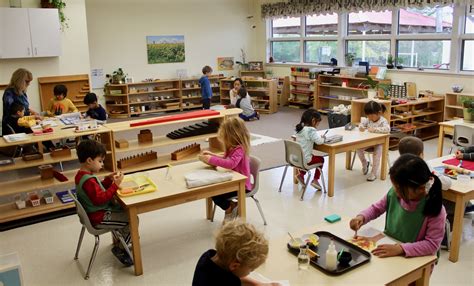 Montessori classroom observation - Princeton Montessori School