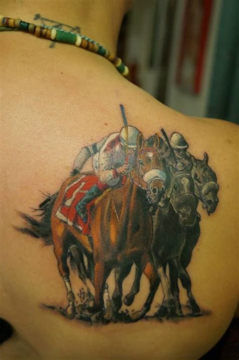 zazatattoos:debb-hoonan-professional-jockey-riding-her-horse-horses-race-horses-portraits