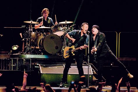 Bruce Springsteen and the E Street Band LIVE Denver | The Denver Ear