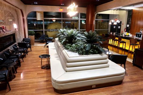 TPG readers' favorite airport lounges around the world - The Points Guy