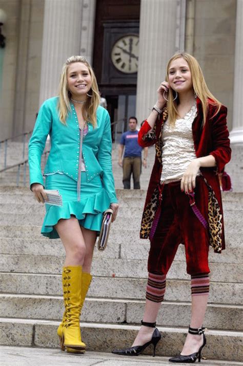 23 Iconic Mary-Kate And Ashley Outfits You're Still Obsessed With