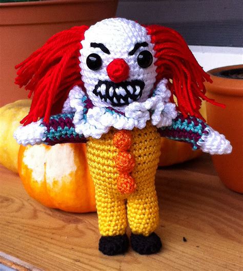 Crochet This Pennywise Amigurumi – FREE Pattern … If You Dare ...