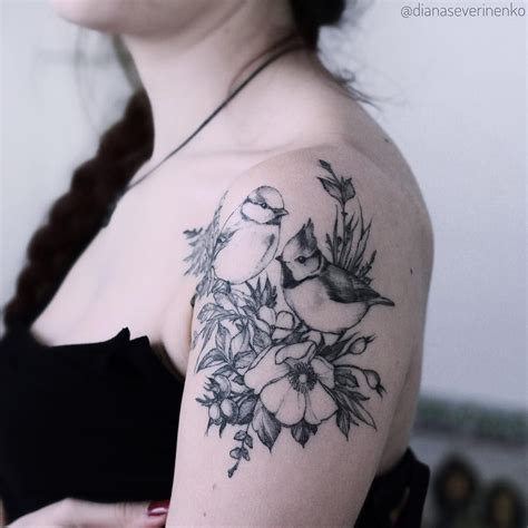 Image may contain: 1 person, closeup | Bird shoulder tattoos, Picture tattoos, Bird and flower ...