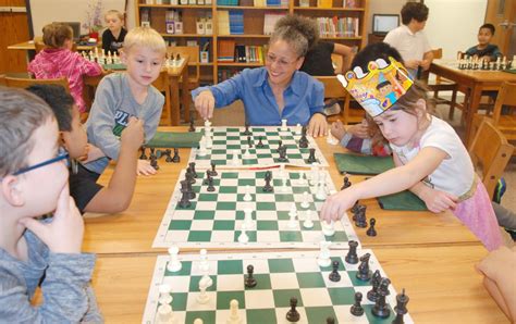 Educator: Students learn much in local chess clubs | Local News | fremonttribune.com