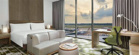 Crowne Plaza Changi Airport, Singapore - HotelTonight