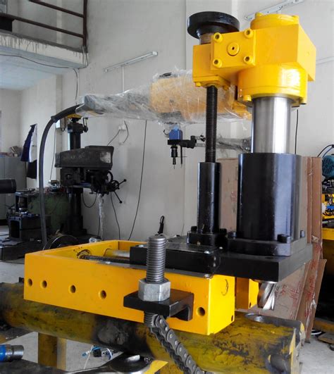 Portable Keyway Milling Machine With Auto Feed at Rs 90000 /piece | Portable Keyway Milling ...