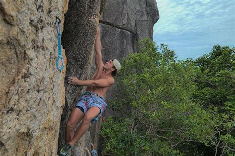 TONSAI BEACH: Backpacking and rock climbing heaven