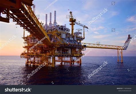 Offshore Construction Platform Production Oil Gas Stock Photo ...