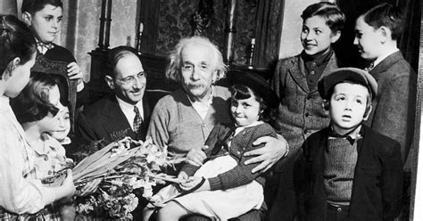 Albert Einstein Family Pictures - Image to u