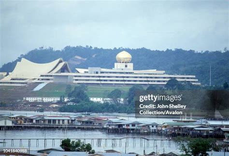 Sultan Of Brunei Palace Photos and Premium High Res Pictures - Getty Images