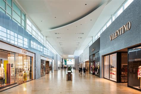 Leasing Shop Space | Yorkdale Shopping Centre