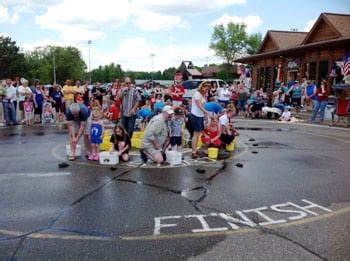 Turtle Races Every Wednesday throughout the Summer - Nisswa, MN