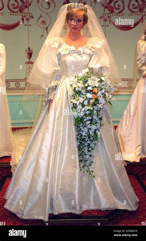 Princess Diana Wedding Bouquet | Dresses Images 2022