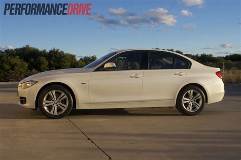 2012 BMW 320i F30 Sport Line review (video) - PerformanceDrive