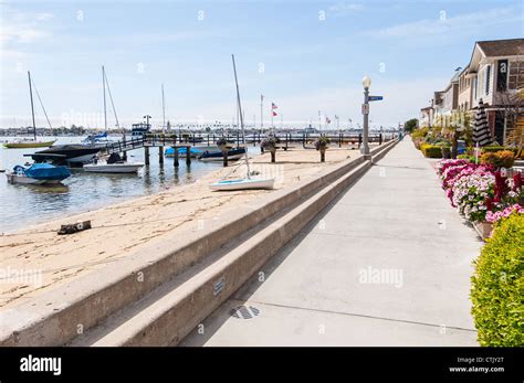 Balboa Island harbor in Newport Beach, California Stock Photo - Alamy