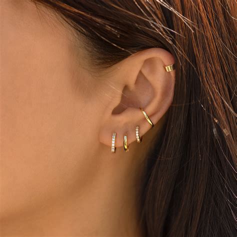 Gold Huggie Earrings, Hoop Earrings, Small Hoop Earrings – AMYO Jewelry