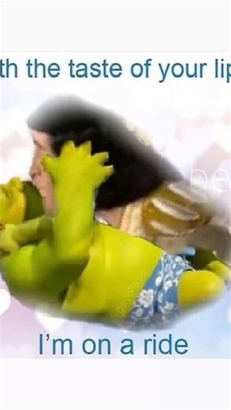 Shrek kissing lord farquaad | Quick easy meals, Very funny pictures ...