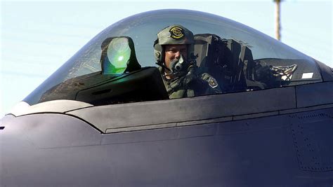 Air Force to Purchase New Head-up Display (HUD) for the F-22 Raptor ...