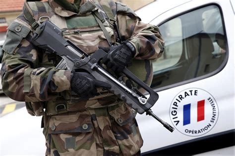 France's Classic Assault Rifle: The FAMAS 1 | The National Interest