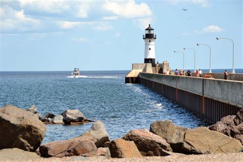 Lighthouse Pier | Canal Park. Duluth, Minnesota. | jpellgen (@1179_jp ...