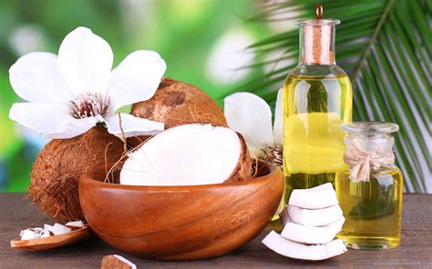 Coconut Oil for Hair: 5 Benefits and How to Use Coconut Oil