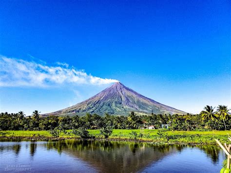 Mayon Volcano Wallpapers - Top Free Mayon Volcano Backgrounds - WallpaperAccess