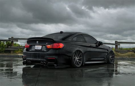 BMW M4 Wallpapers on WallpaperDog