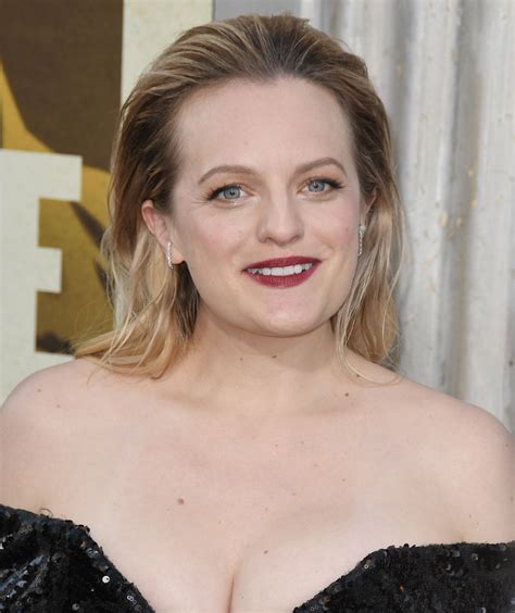 Elisabeth Moss Latest Photos - CelebMafia