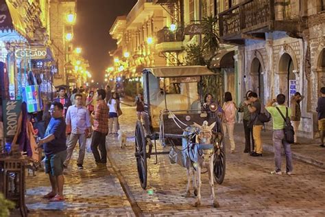 Calle Crisologo at night, Vigan, Philippines - One of The … | Flickr