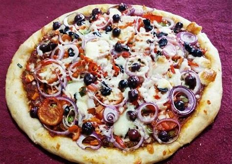 Mozzarella cheese Pizza Recipe by Slyvin Opara Sylvester - Cookpad