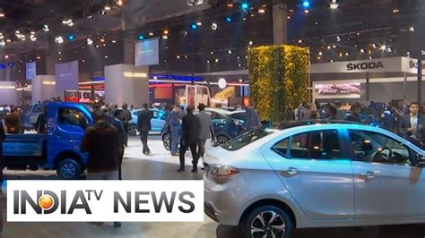 Auto Expo 2020: Carmakers showcase their best for India - YouTube