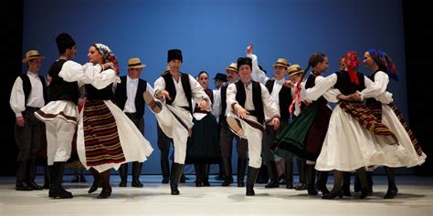 Hungarian Folklore Performance in Budapest | Hungary - KKday