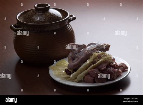 Chinese Food Ginseng Chicken Soup Stock Photo - Alamy