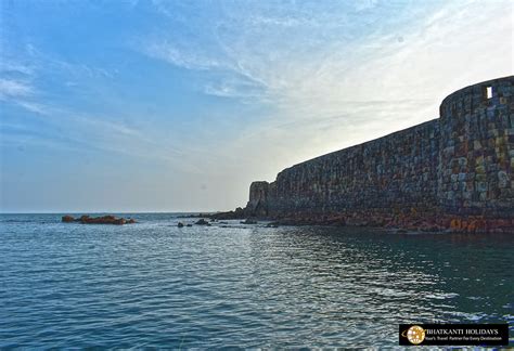 SINDHUDURG FORT - Bhatkanti Holidays