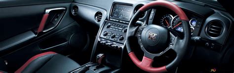 Nissan skyline gt-r r 35 interior 4K wallpaper download